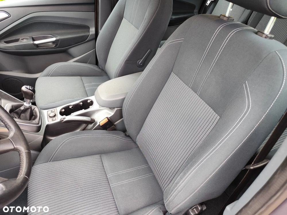 Ford C-MAX 1.6 Ti-VCT Titanium - 17