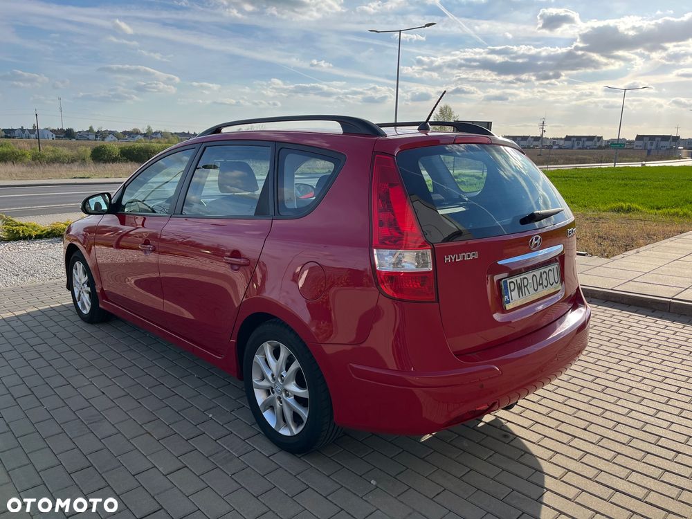 Hyundai i30 1.6 Comfort - 3