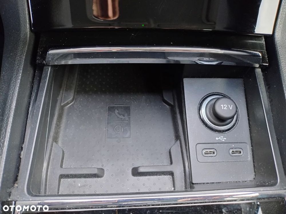 Skoda Karoq 1.5 TSI ACT GPF 4x2 Style DSG - 26