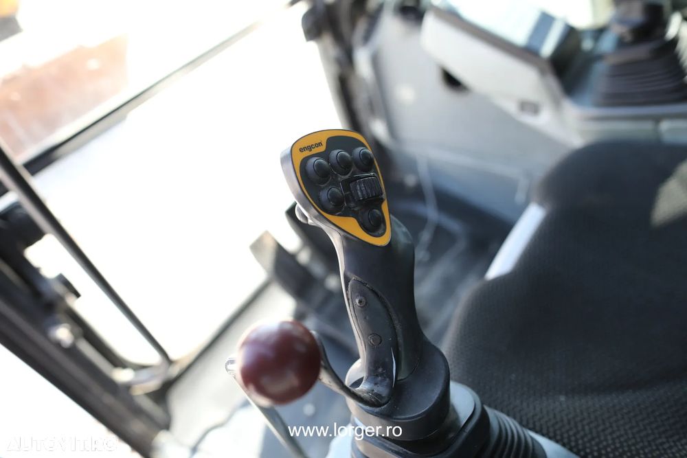 Liebherr R 924 WLC + Engcon Tiltrotator - 19