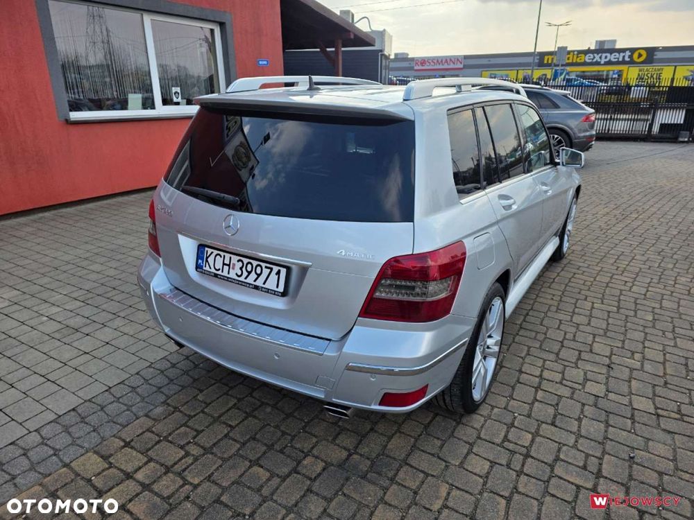 Mercedes-Benz GLK - 11