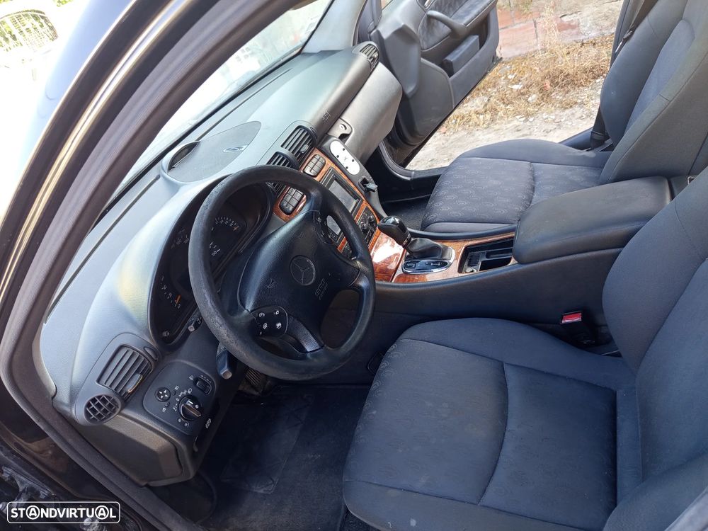 Mercedes-Benz C 220 - 9