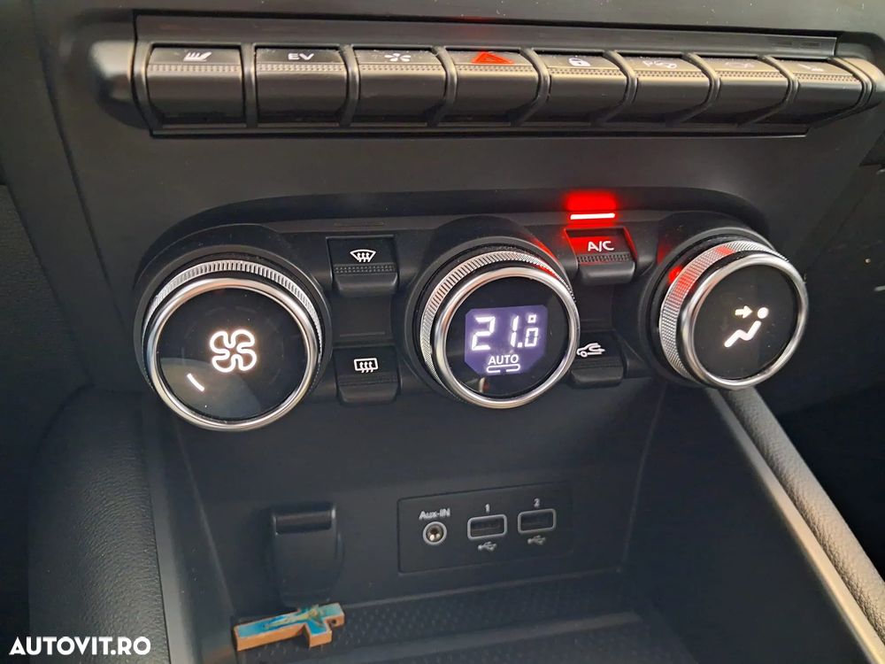 Renault Captur E-Tech Plug-In-Hybrid Intens - 9