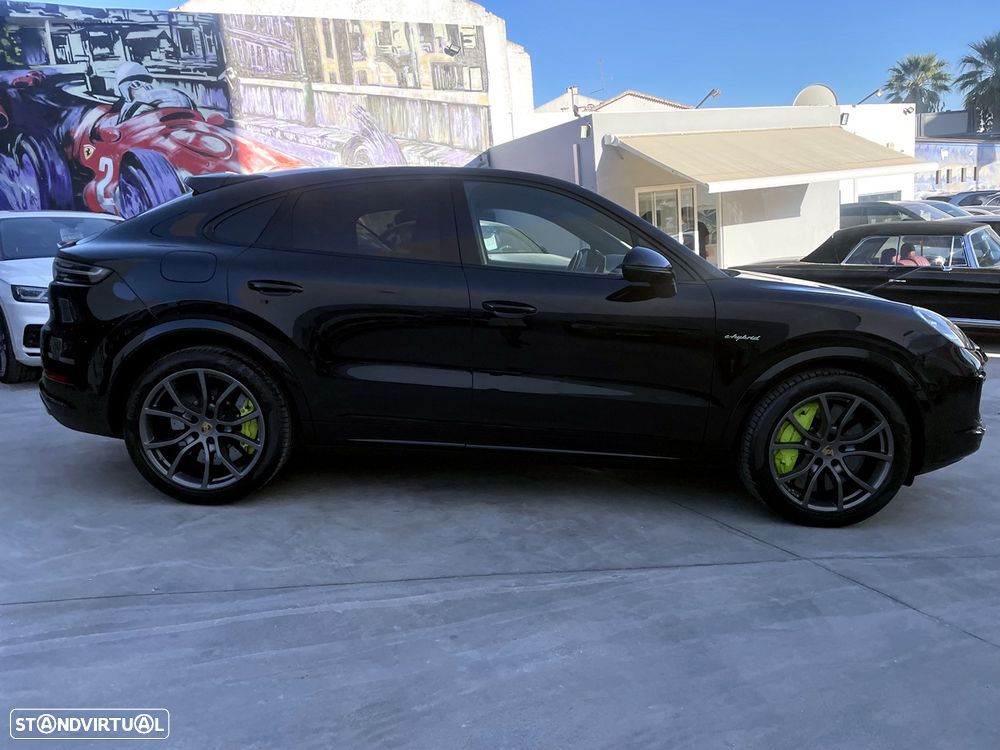 Porsche Cayenne Coupé Turbo S E-Hybrid Tiptronic S - 2
