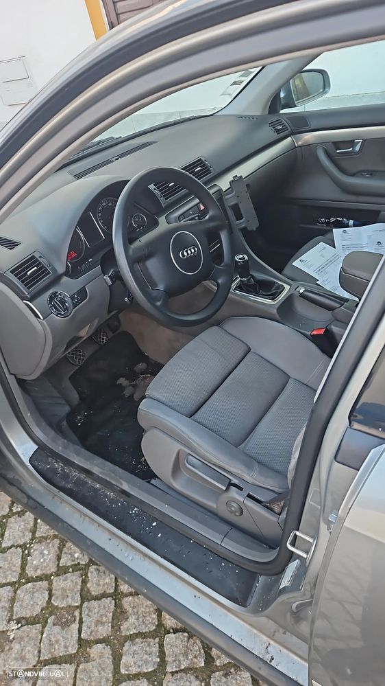 Audi A4 Avant 1.9 TDI - 9
