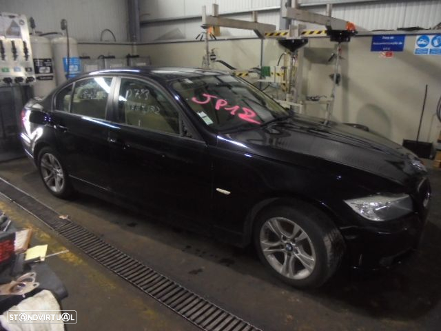 Carro MOT: N47D20C CXVEL: CBB BMW  E90 FASE 2 2009 318D 143CV 4P PRETO DIESEL - 2