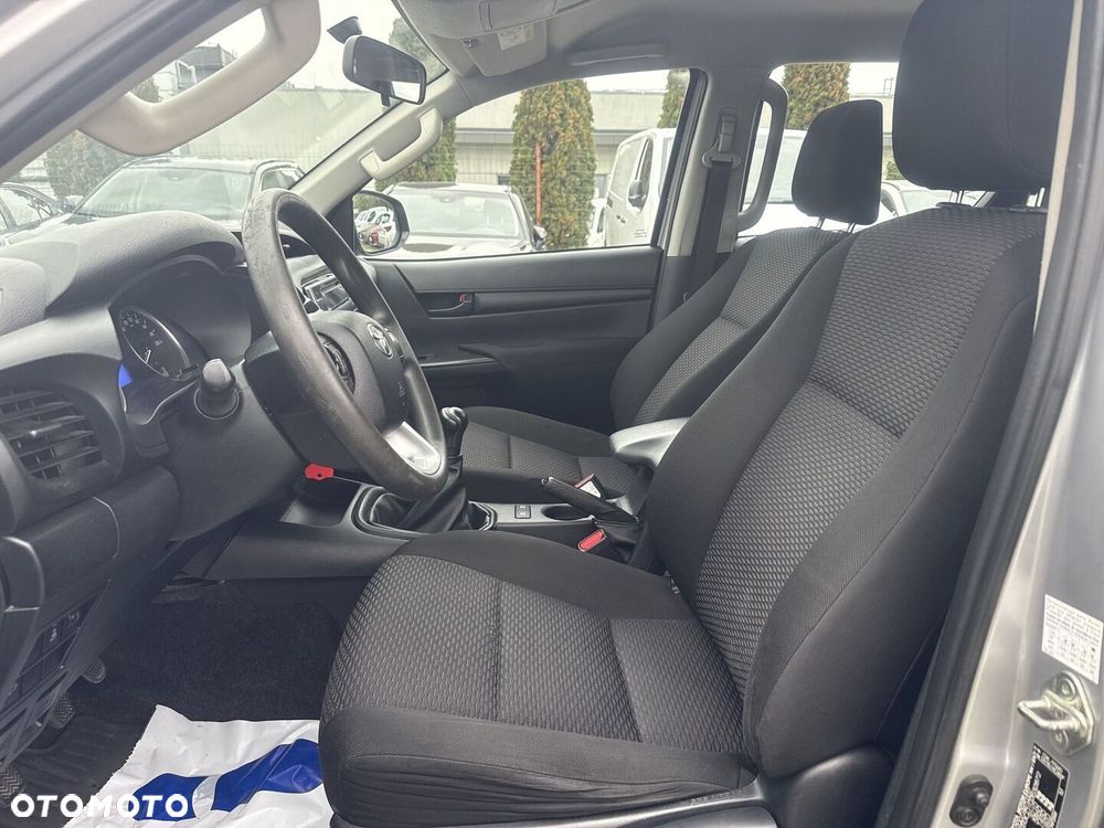 Toyota Hilux 2.4 D-4D Double Cab DLX 4x4 - 18