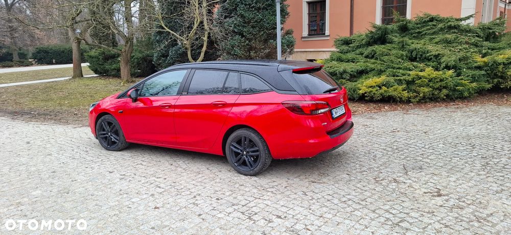Opel Astra 1.4 Turbo Start/Stop Edition - 1