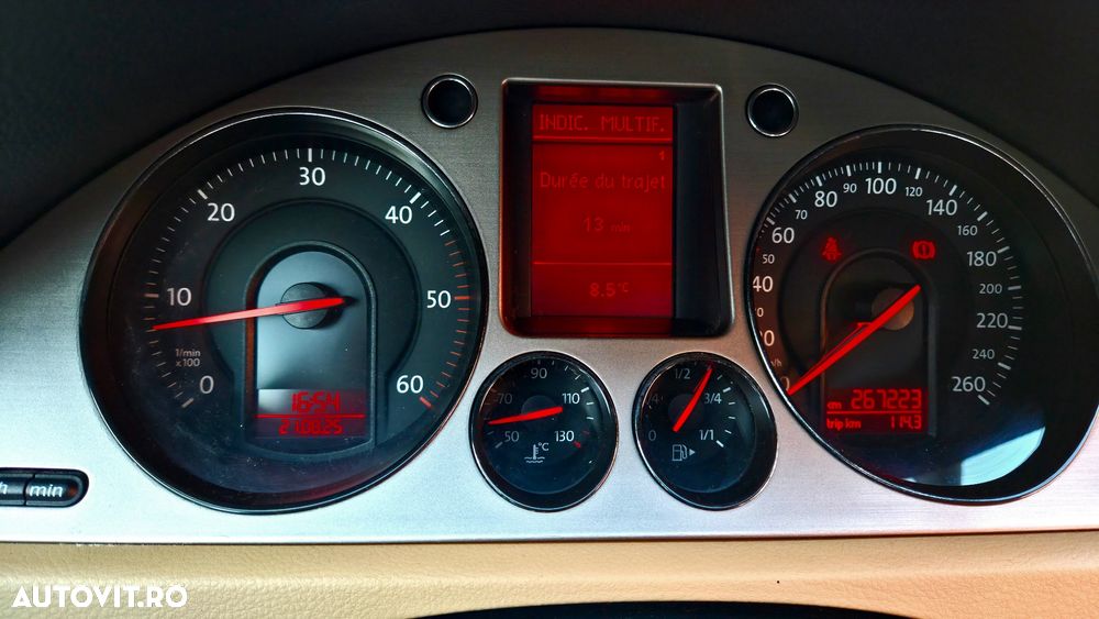 Volkswagen Passat 2.0 TDI Comfortline DPF - 6