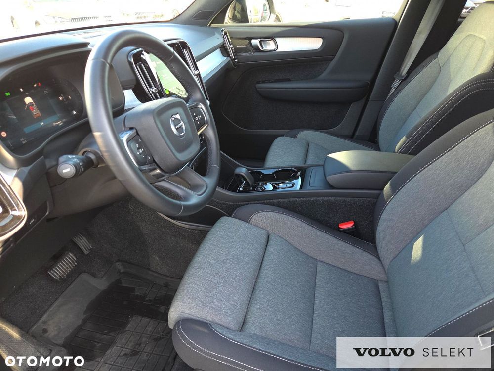 Volvo XC 40 B3 Plus Dark - 10