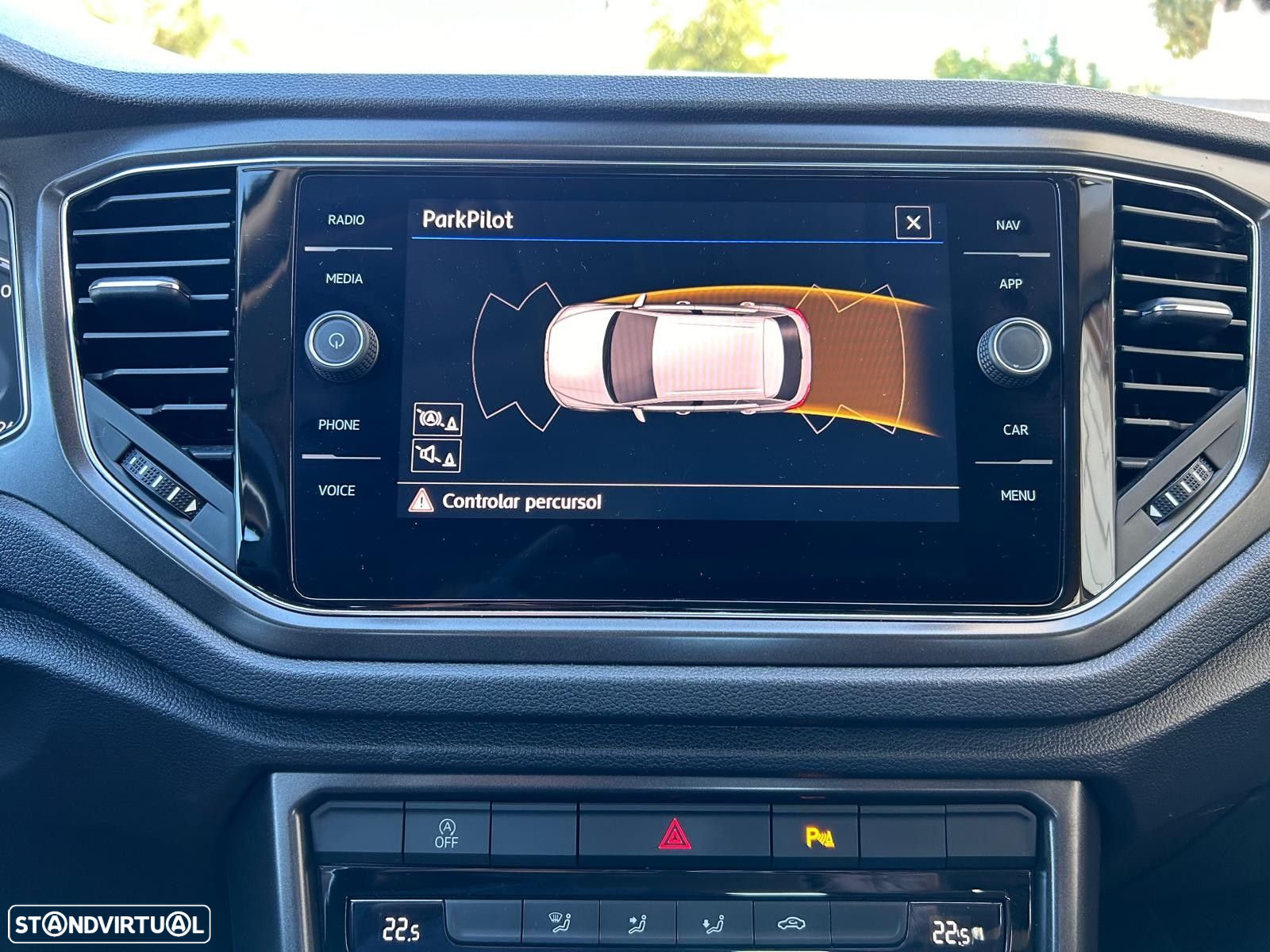 VW T-Roc 1.6 TDI Style - 36