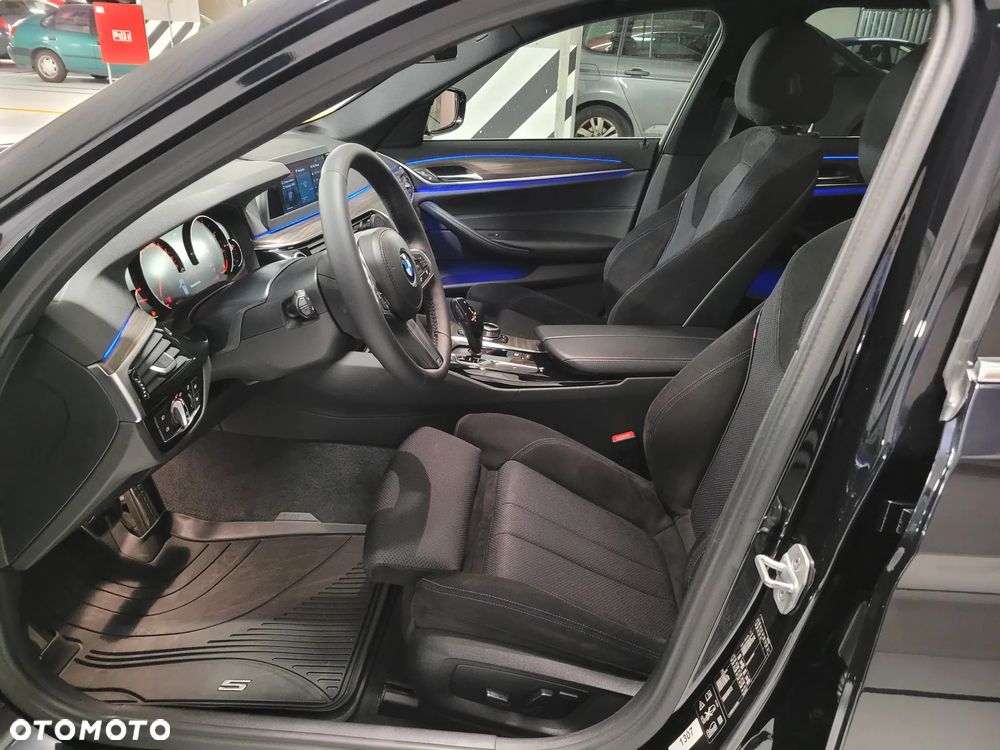 BMW Seria 5 520d xDrive M Sport sport - 15