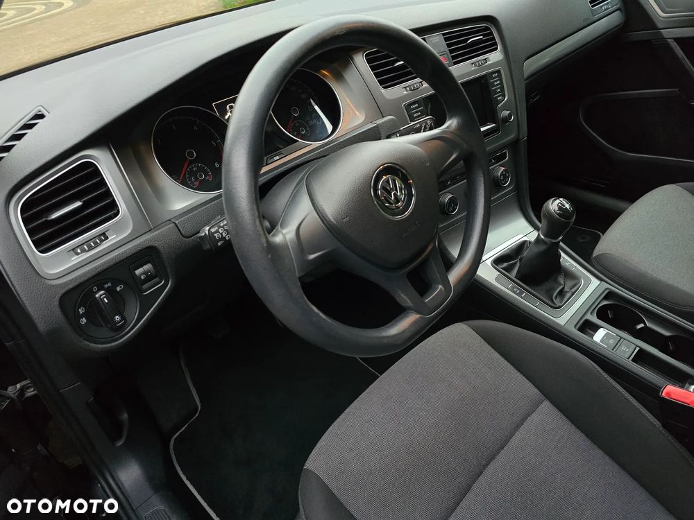 Volkswagen Golf Variant - 13