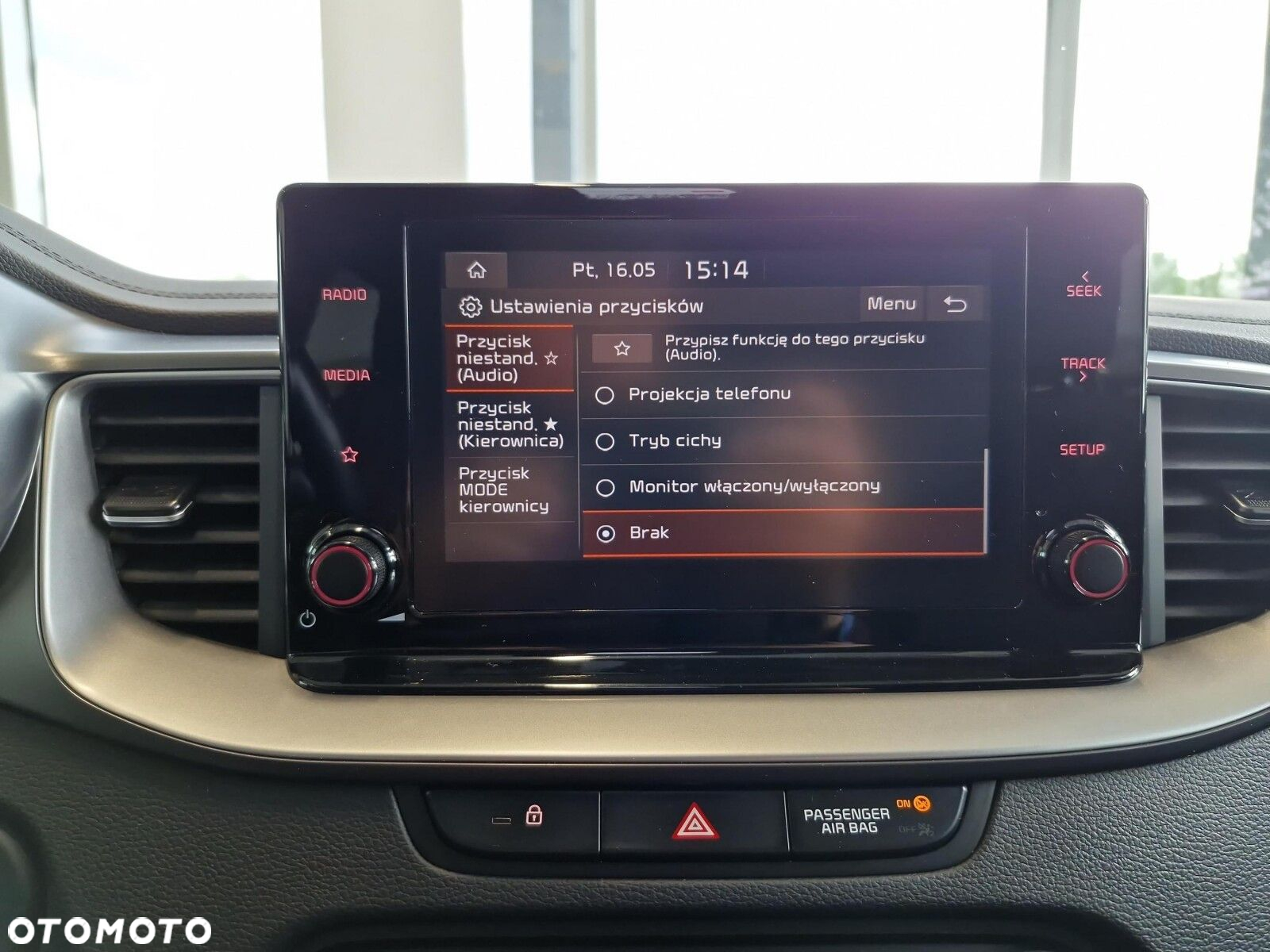 Kia Ceed 1.5 T-GDI M DCT - 24