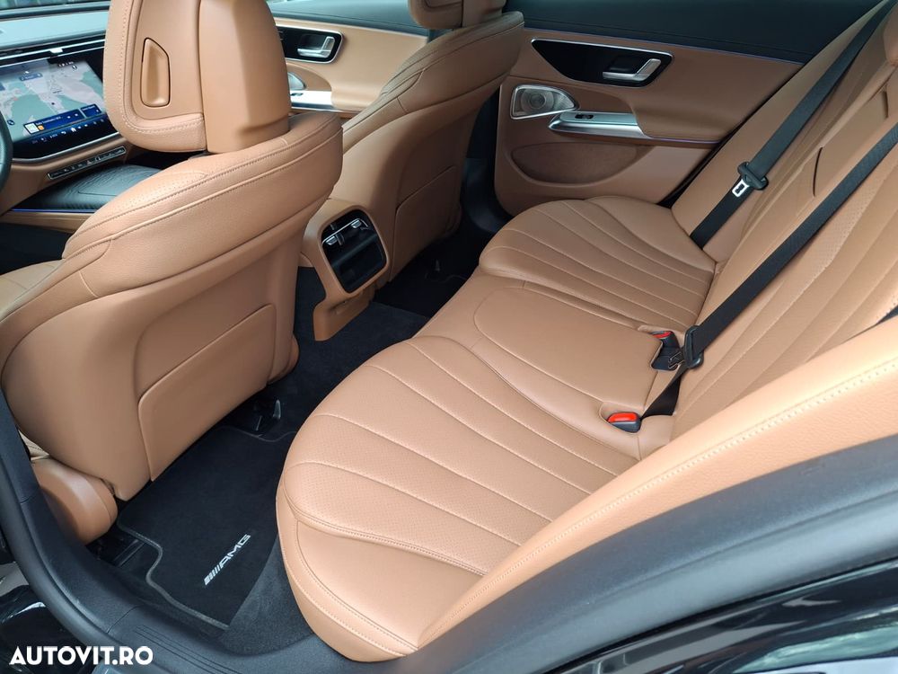 Mercedes-Benz E 220 d 4MATIC MHEV - 16