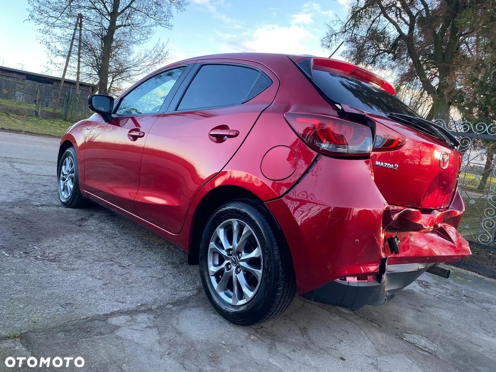 Mazda 2 - 6