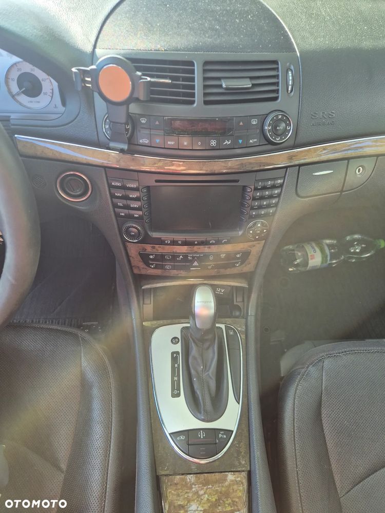 Mercedes-Benz Klasa E 280 CDI T Avantgarde - 10
