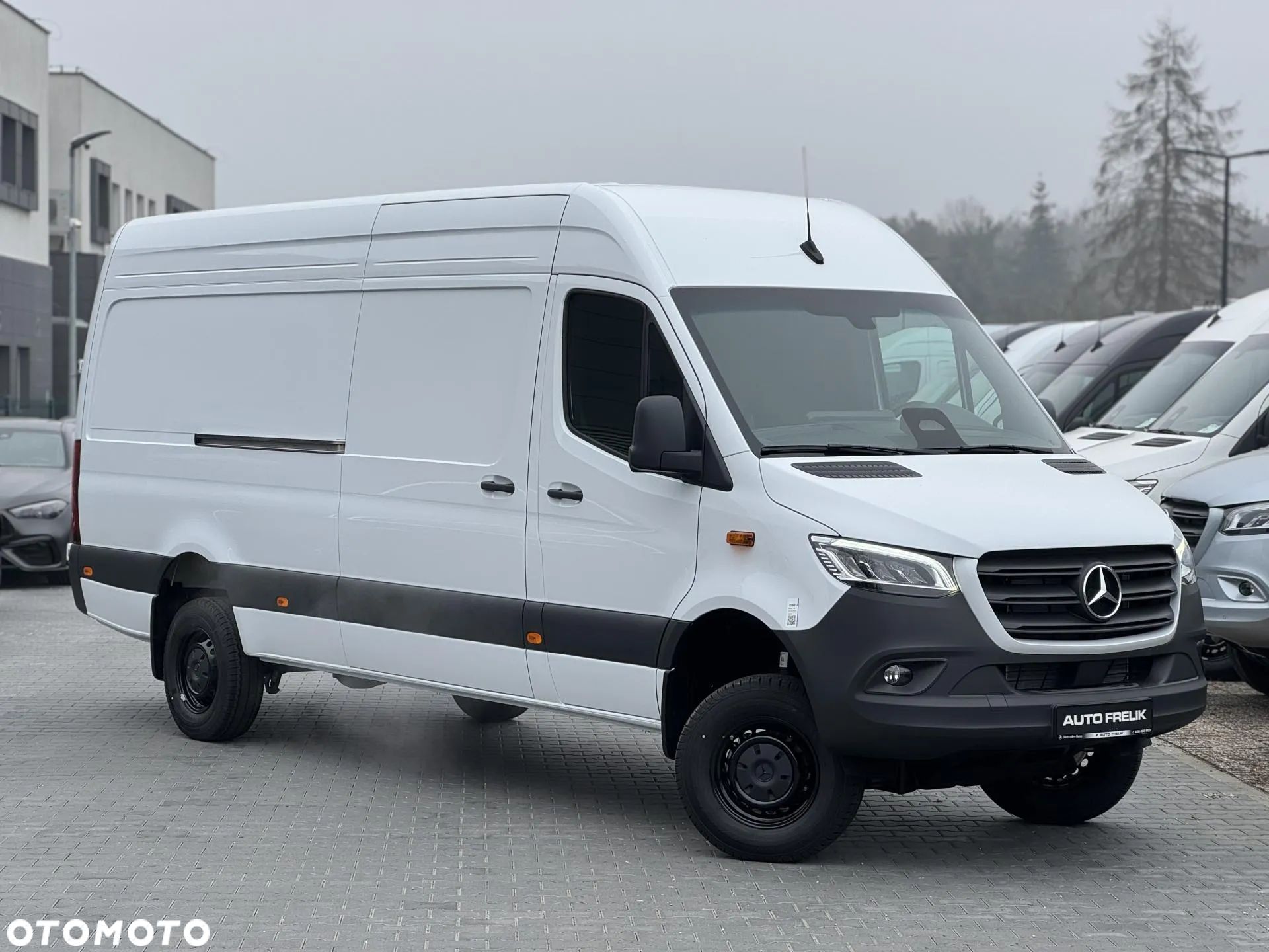Mercedes-Benz Sprinter - 1