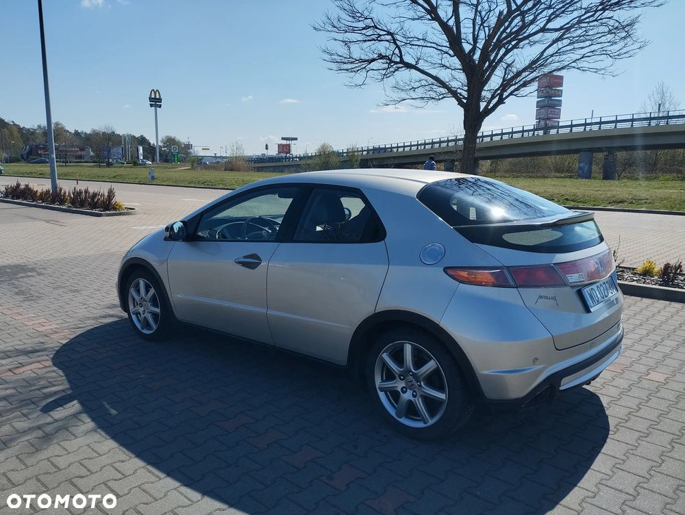 Honda Civic 1.8i-VTEC Comfort - 9