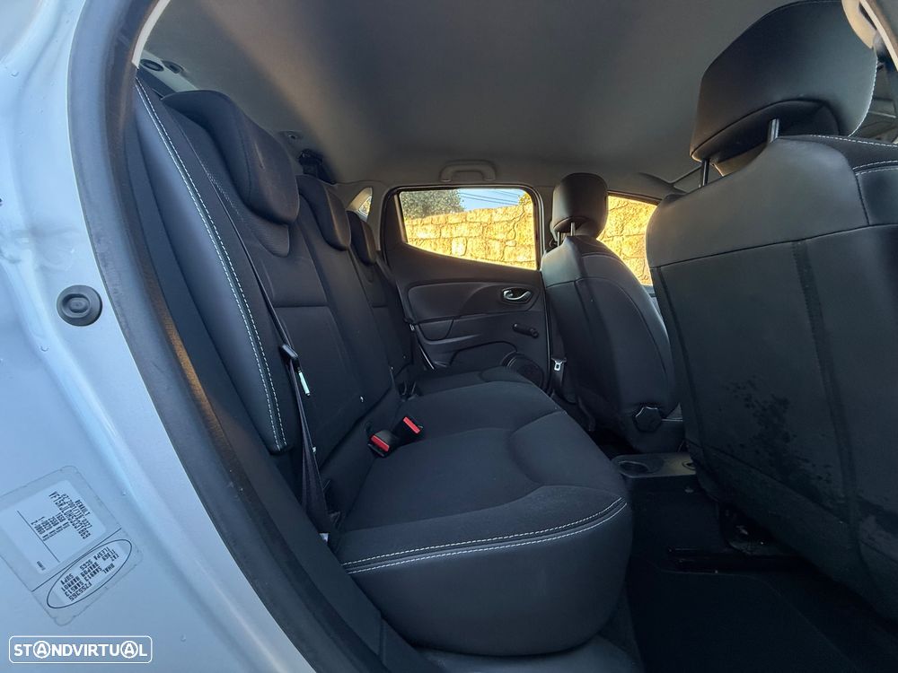 Renault Clio 1.5 dCi Confort - 9