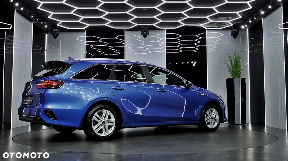 Kia Ceed 1.6 CRDi SCR M DCT - 9