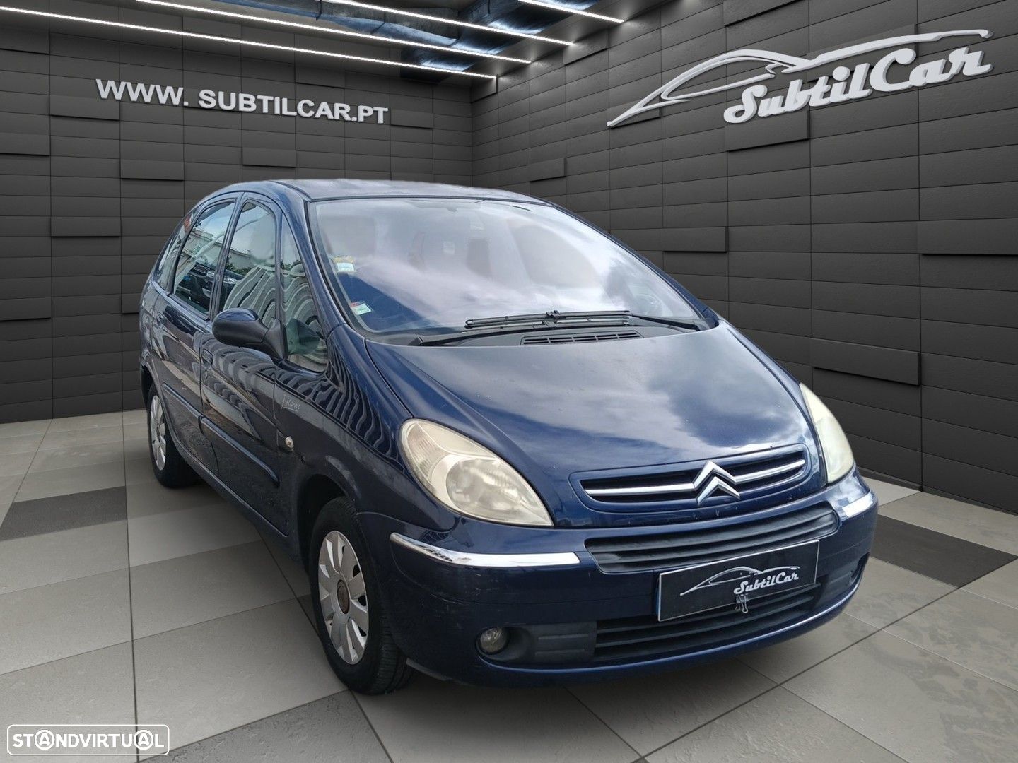 Citroën C4 Picasso 1.6 HDi Exclusive - 1