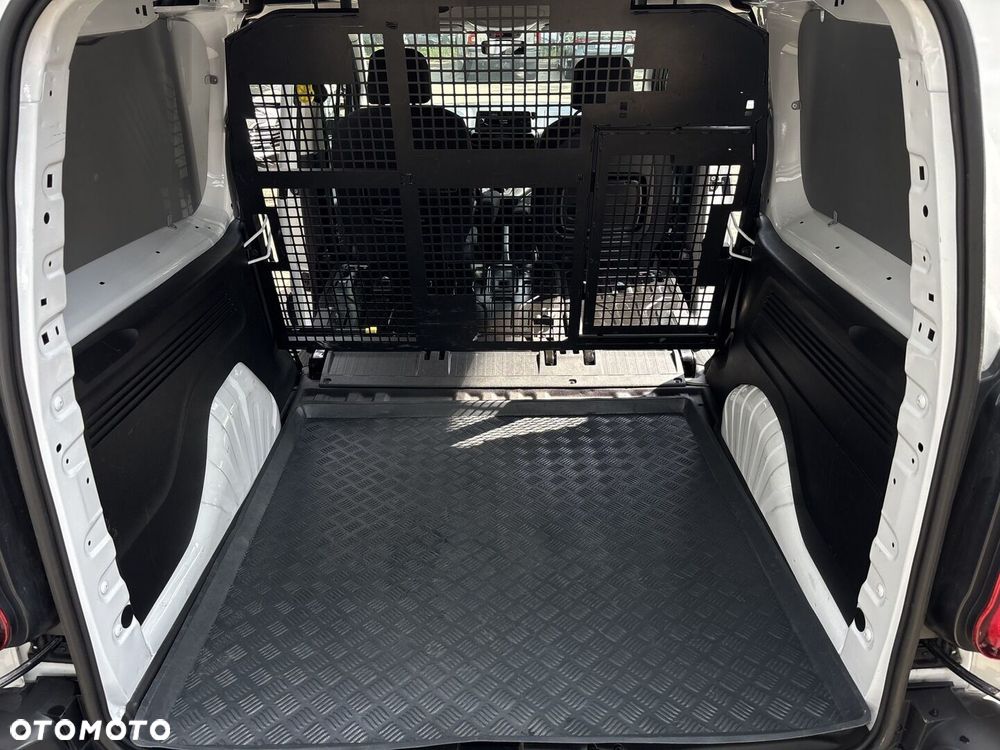 Toyota Proace City - 33