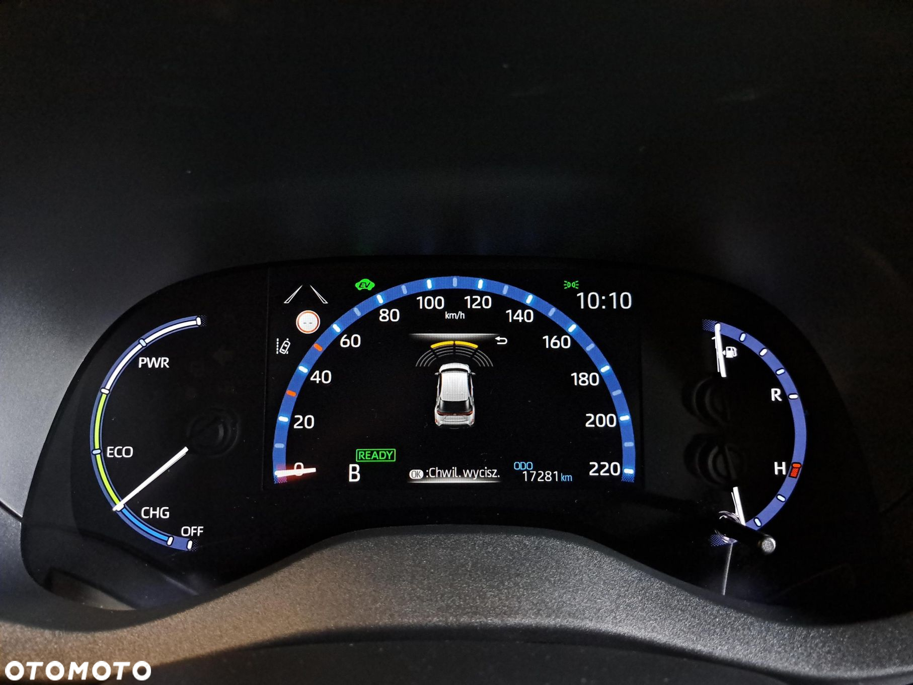 Toyota Yaris Cross - 24