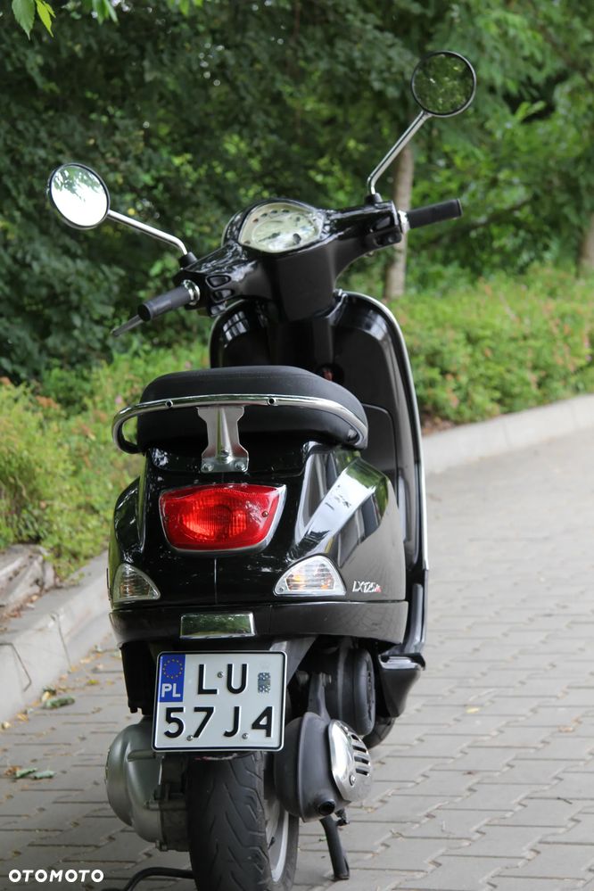 Piaggio Vespa - 28