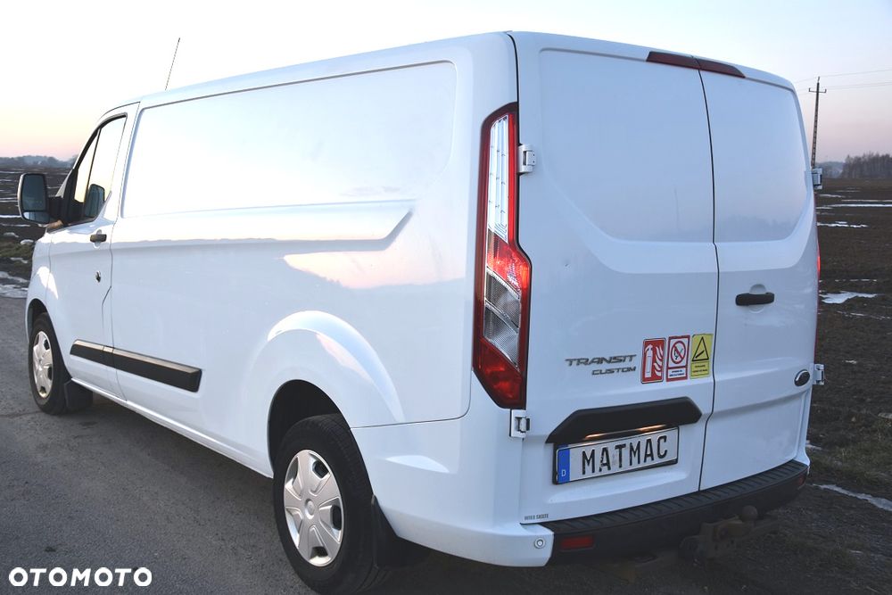 Ford TRANSIT CUSTOM 300 L2H1 - 11