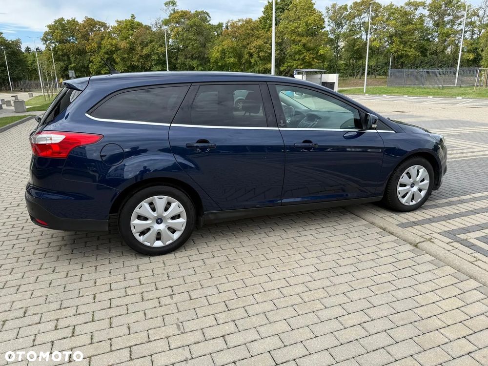 Ford Focus Turnier 1.0 EcoBoost Start-Stopp-System Champions Edition - 16