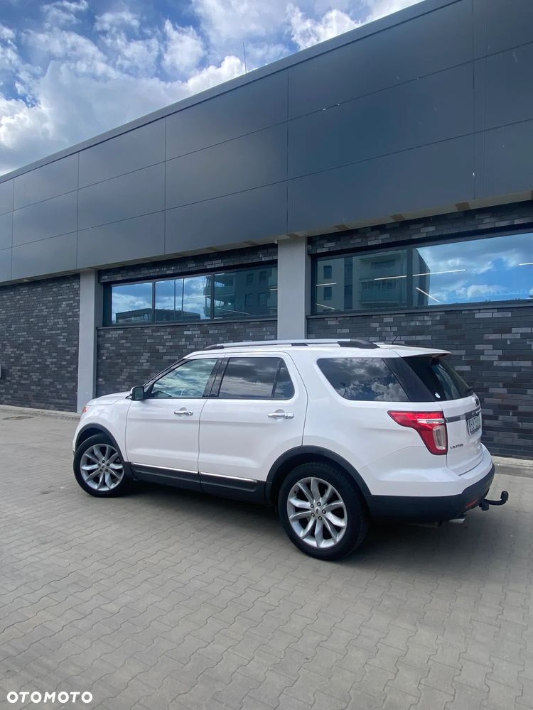 Ford Explorer - 2
