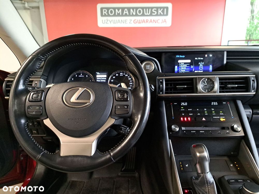 Lexus IS - 20