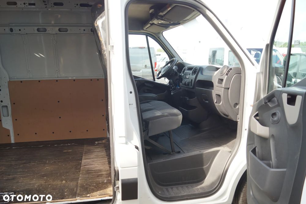 Opel Movano - 17