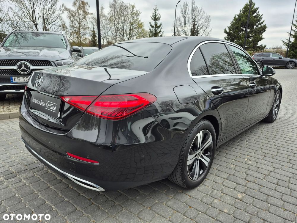 Mercedes-Benz Klasa C 200 d mHEV - 13
