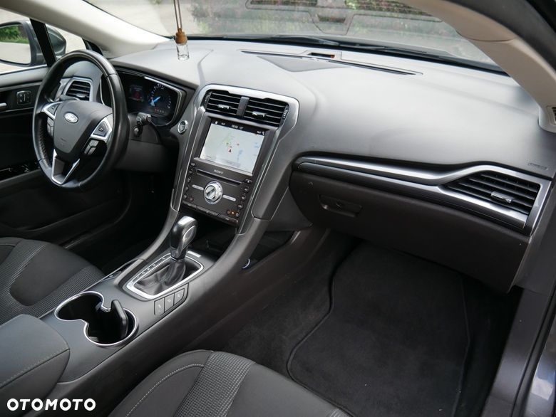 Ford Mondeo 2.0 Hybrid Titanium - 6