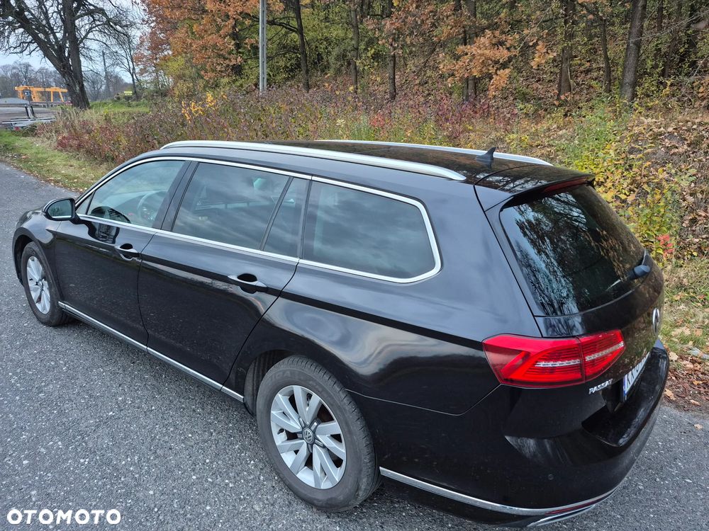 Volkswagen Passat 2.0 TDI SCR BlueMotion Technology 4Motion Trendline - 4