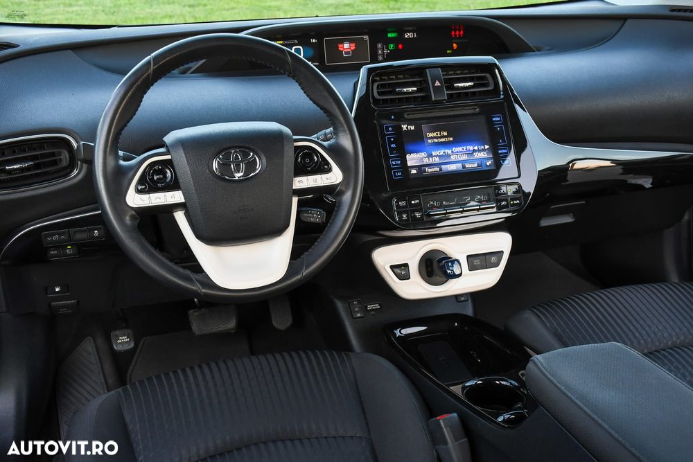 Toyota Prius 1.8 Dual VVT-i Sol+ - 13