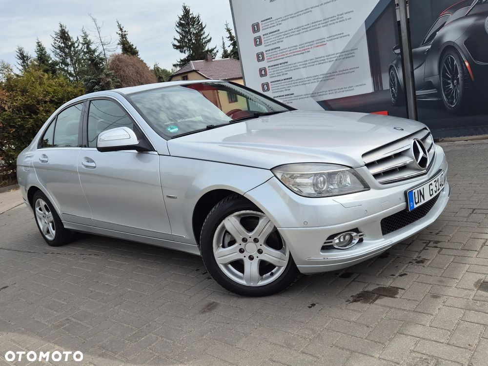 Mercedes-Benz Klasa C 220 CDI Avantgarde - 17