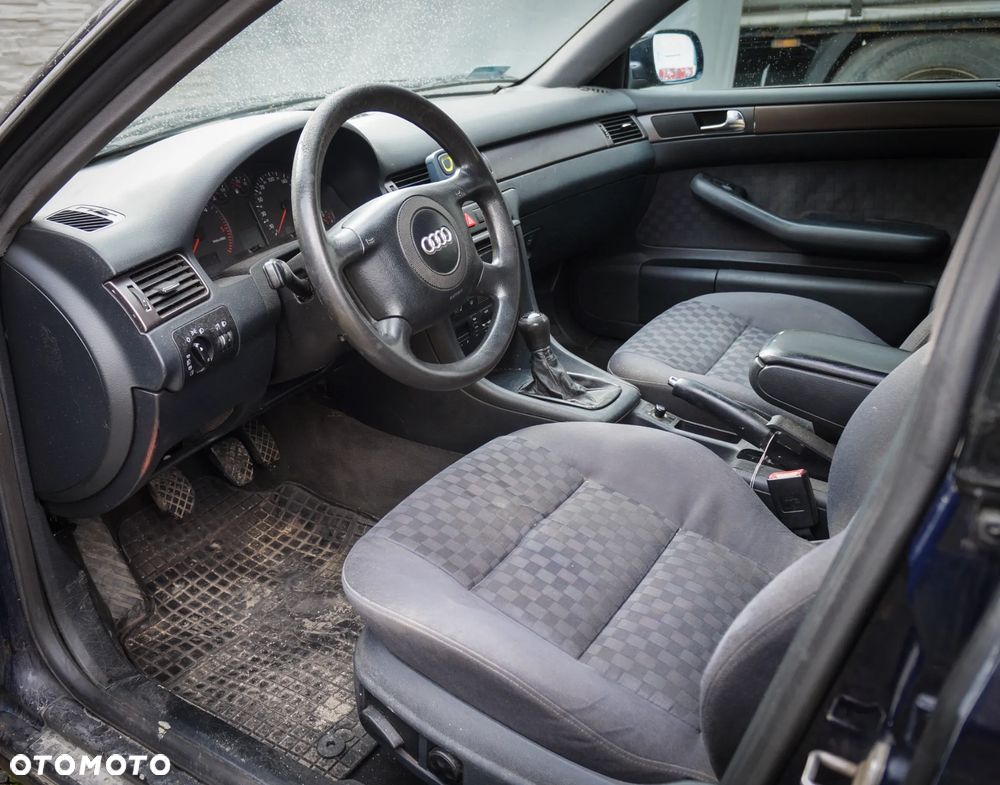 Audi A6 Avant 2.5 TDI - 8