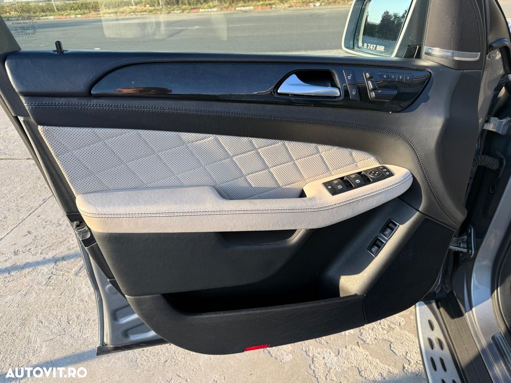 Mercedes-Benz GLS - 39