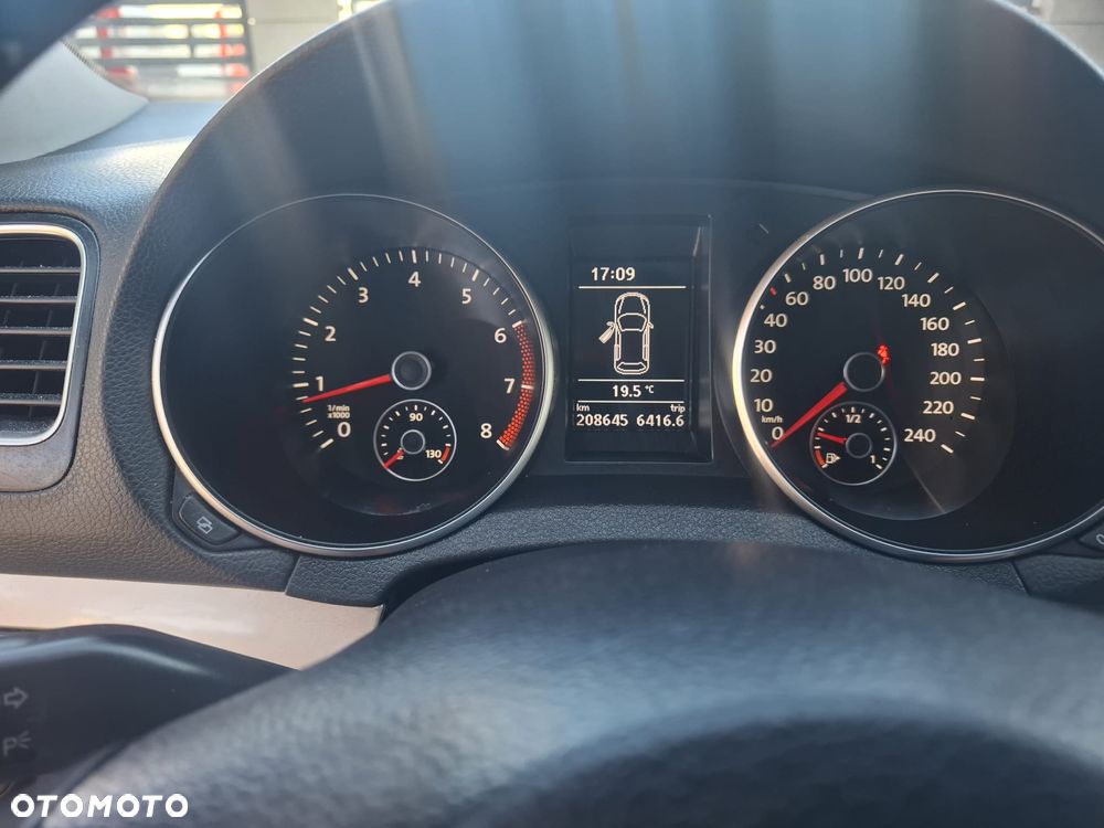 Volkswagen Golf 1.4 TSI Highline - 5