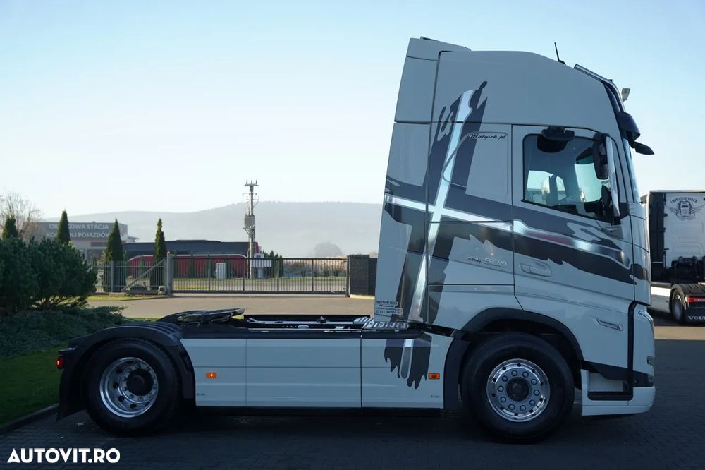 Volvo FH 500 / XXL / NON-I-SAVE / EURO 6 / ANVELOPE NOI / AER CONDIȚIONAT DE STAȚIONARE / I-SHIFT / PROVENIT DIN CONTRACT DE SERVICE / - 9