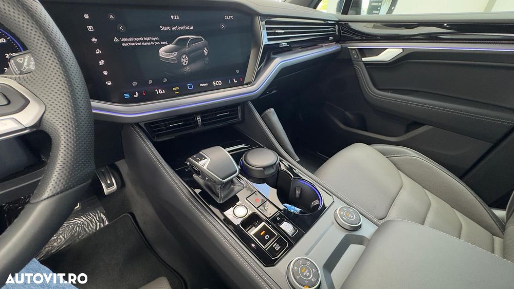 Volkswagen Touareg V6 TDI 4MOTION R-Line - 15