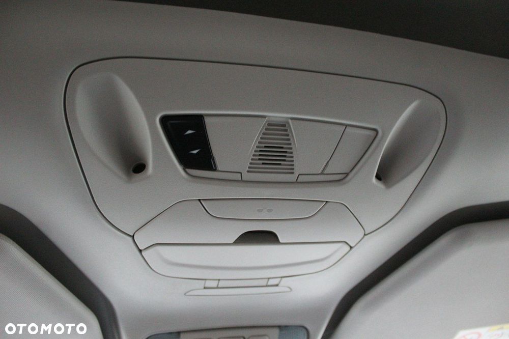 Ford Tourneo Connect - 30
