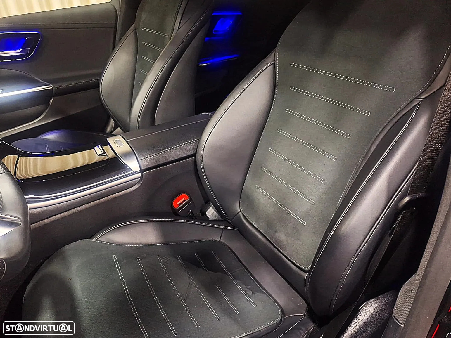 Mercedes-Benz C 300 e AMG Line - 13