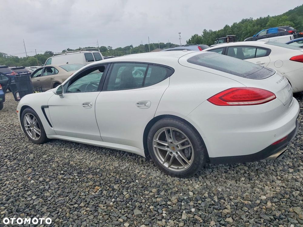 Porsche Panamera - 6