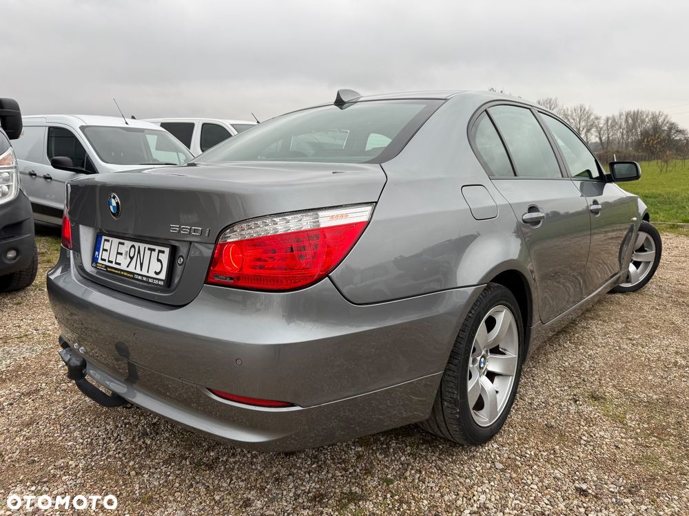 BMW Seria 5 530i - 29