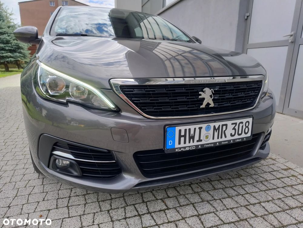 Peugeot 308 BlueHDi 130 Allure - 30