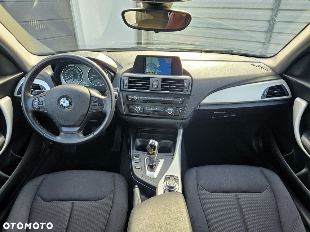 BMW Seria 1 116i Sport Line - 30